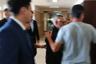 La tragedia de Once: Ricardo Jaime se entregó en Comodoro Py y cumplirá su condena en prisión