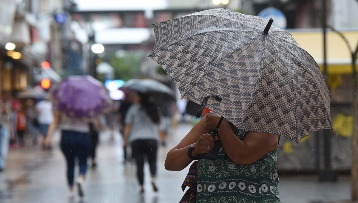 ¿VOLVERÁ A LLOVER? El SMN anticipa posibles lluvias por la noche en el centro de la provincia.