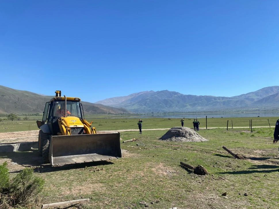 Aseguran ser dueños de las tierras fiscales de El Mollar: “Tenemos todos los papeles sellados”