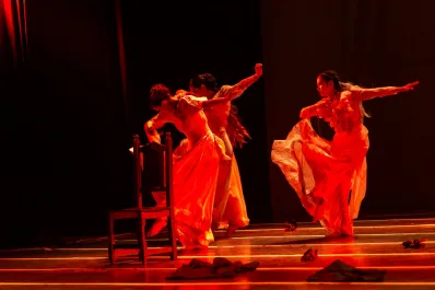 La obra Un velo y rosas negras se presenta en el Puerto Cultural Libertad