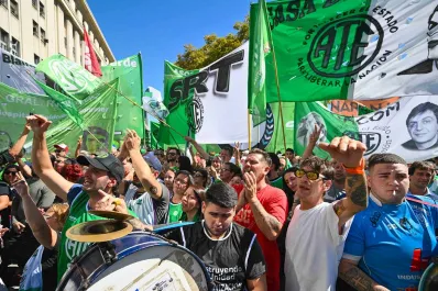 A la Plaza de Mayo: los sindicatos más duros confrontan a Milei con una “marcha federal”