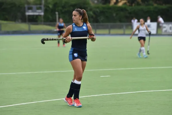 Una jugadora de Las Leonas, que jugó en Tucumán recientemente, ganó el premio a revelación del año a nivel mundial