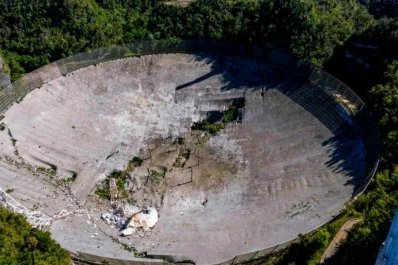 El colapso del radiotelescopio de Arecibo