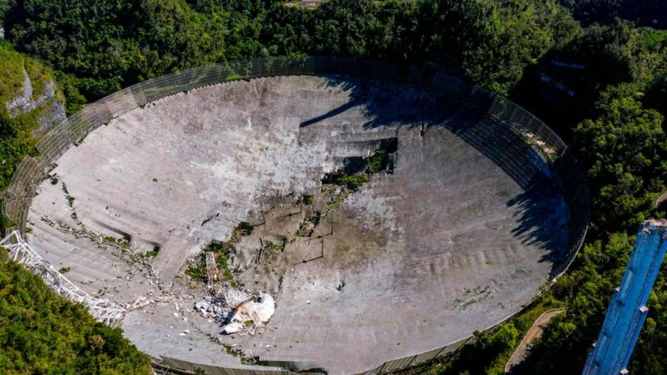 El colapso del radiotelescopio de Arecibo