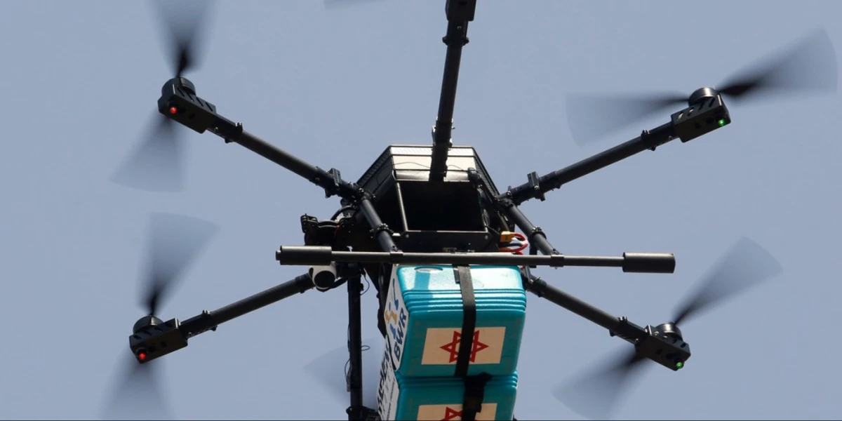 Gran Bretaña empezó a usar drones para trasladar muestras de sangre entre hospitales