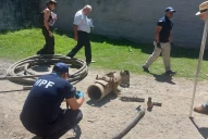 Robo de agua: avanza el peritaje de los elementos secuestrados en una finca de Yerba Buena