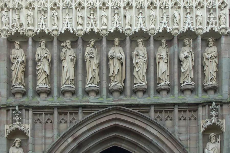 ¿Qué santos se celebran este 13 de noviembre?