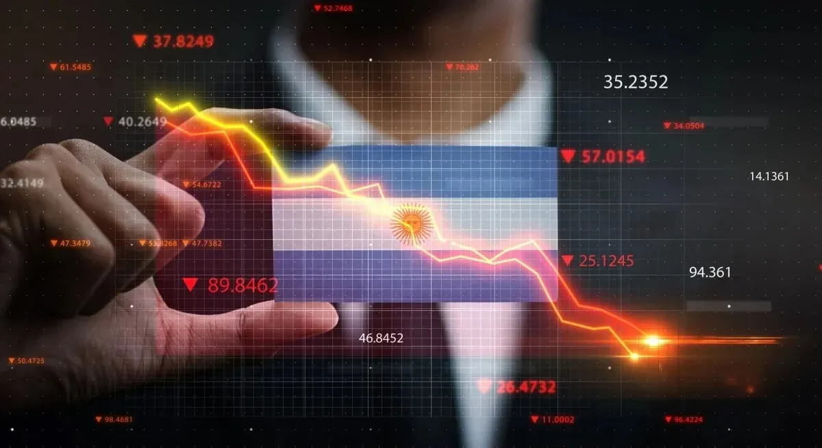 El riesgo país perforó los 800 puntos por primera vez en cinco años