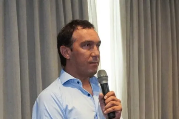 La Cocha: un candidato a intendente opositor se bajó y habló de ensobrados