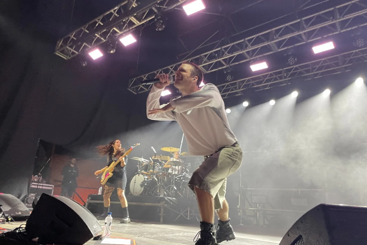 UN ARTISTA COMPLETO. El freestyler cautivó al público en Central Córdoba.