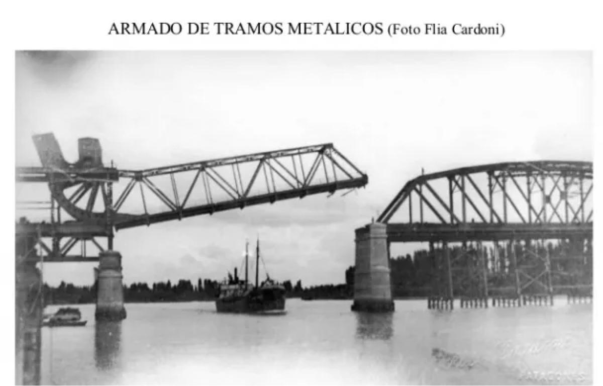 El puente basculante fue finalizado en 1931 en tiempo récord. 