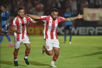 San Martín de Tucumán venció 2 a 0 a San Telmo y ya está en semifinales