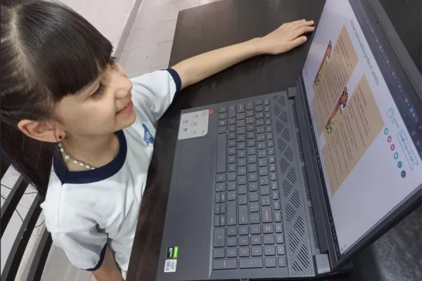 Tiene solo siete años y es la niña más lectora de Tucumán