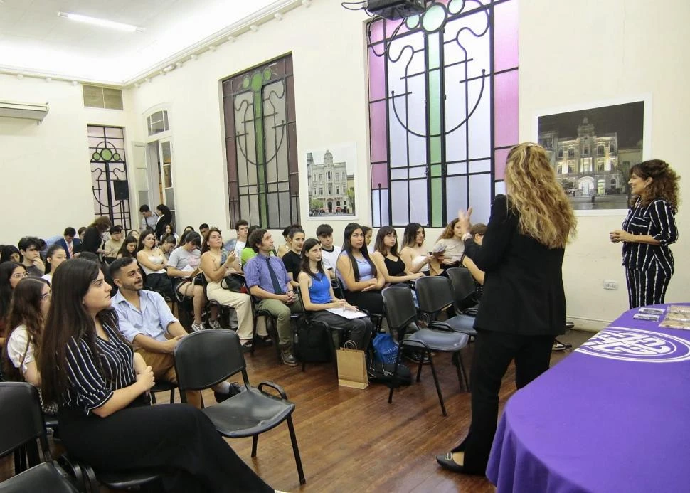 Activá tu carrera universitaria con la Universidad deSan Pablo T