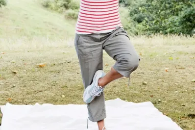 ¿Qué revela sobre tu salud poder estar de pie en una sola pierna?