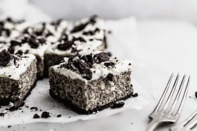 Barritas de cheescake de Oreo: cómo preparar este sabroso postre