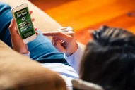 Ludopatía infantil: no se podrá acceder a sitios de apuestas desde las escuelas