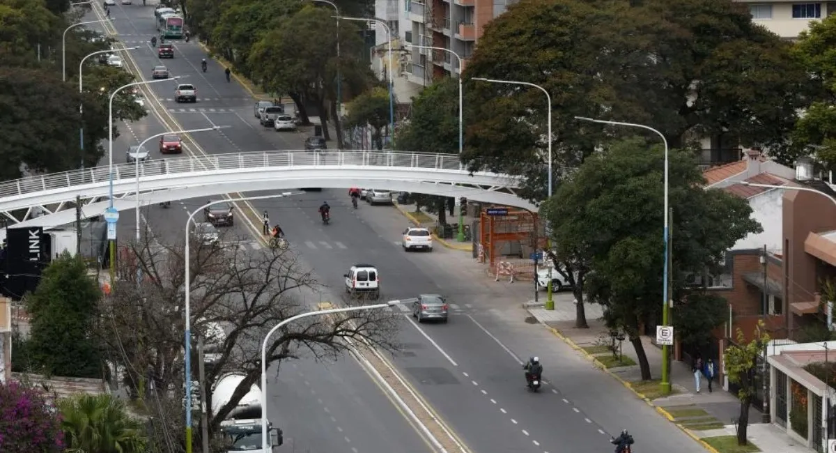 TRABAJO MIXTO. Unos 40 miembros de la sociedad civil aportaron ideas para reglar la ciudad.