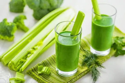 ¿Qué pasa en el cuerpo si tomás jugo de apio en ayunas?