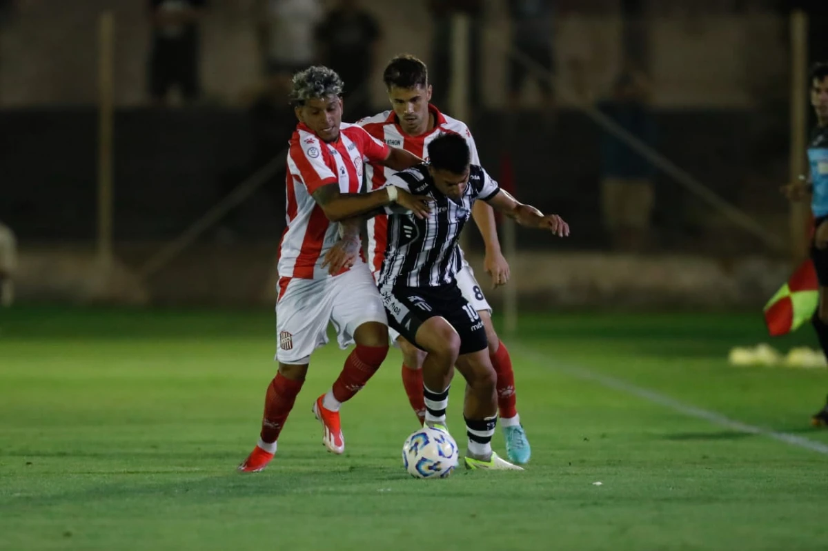 EN VIVO San Martín de Tucumán iguala sin goles contra Gimnasia de Mendoza por las semifinales del Reducido