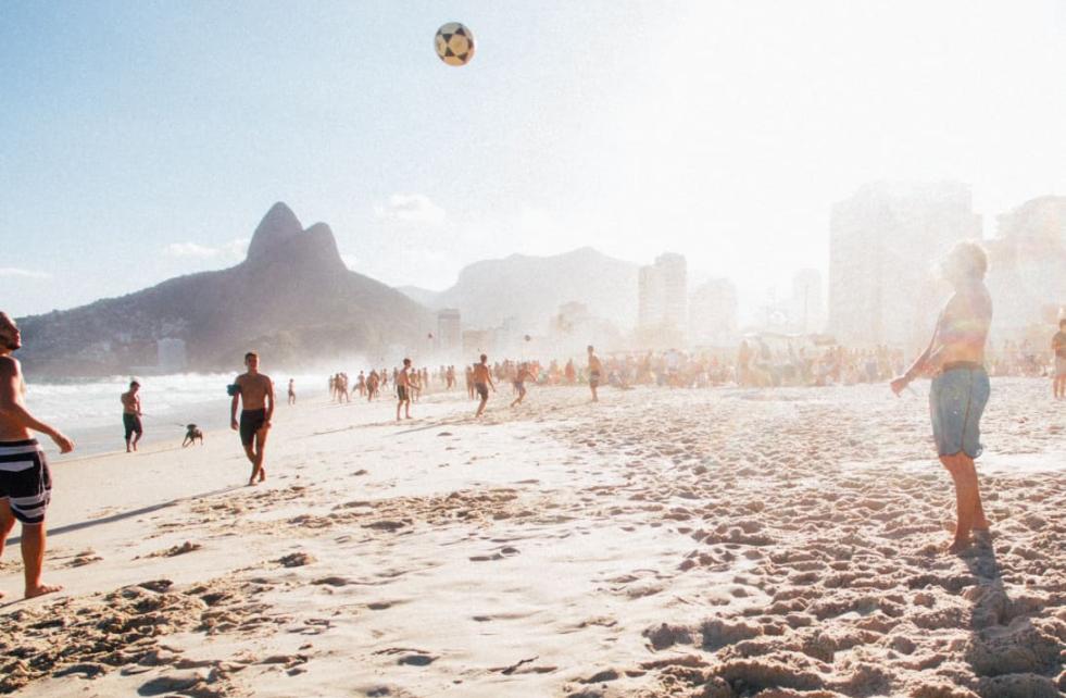 PARA DISFRUTAR. Es recomendable vacunarse si vamos a veranear en las playas de Brasil.