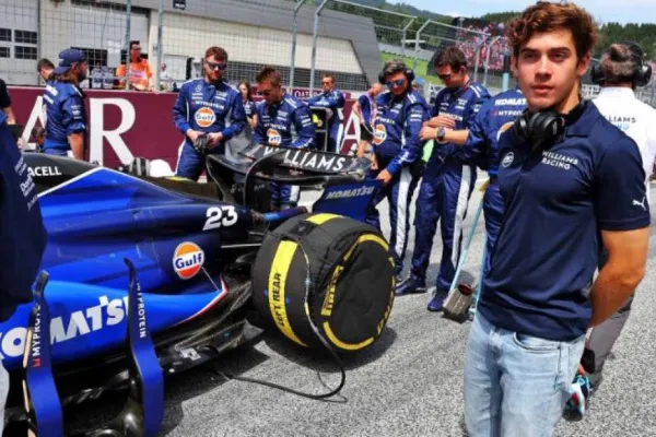 Atento Colapinto: el lunes anunciarían el despido de Checo Pérez