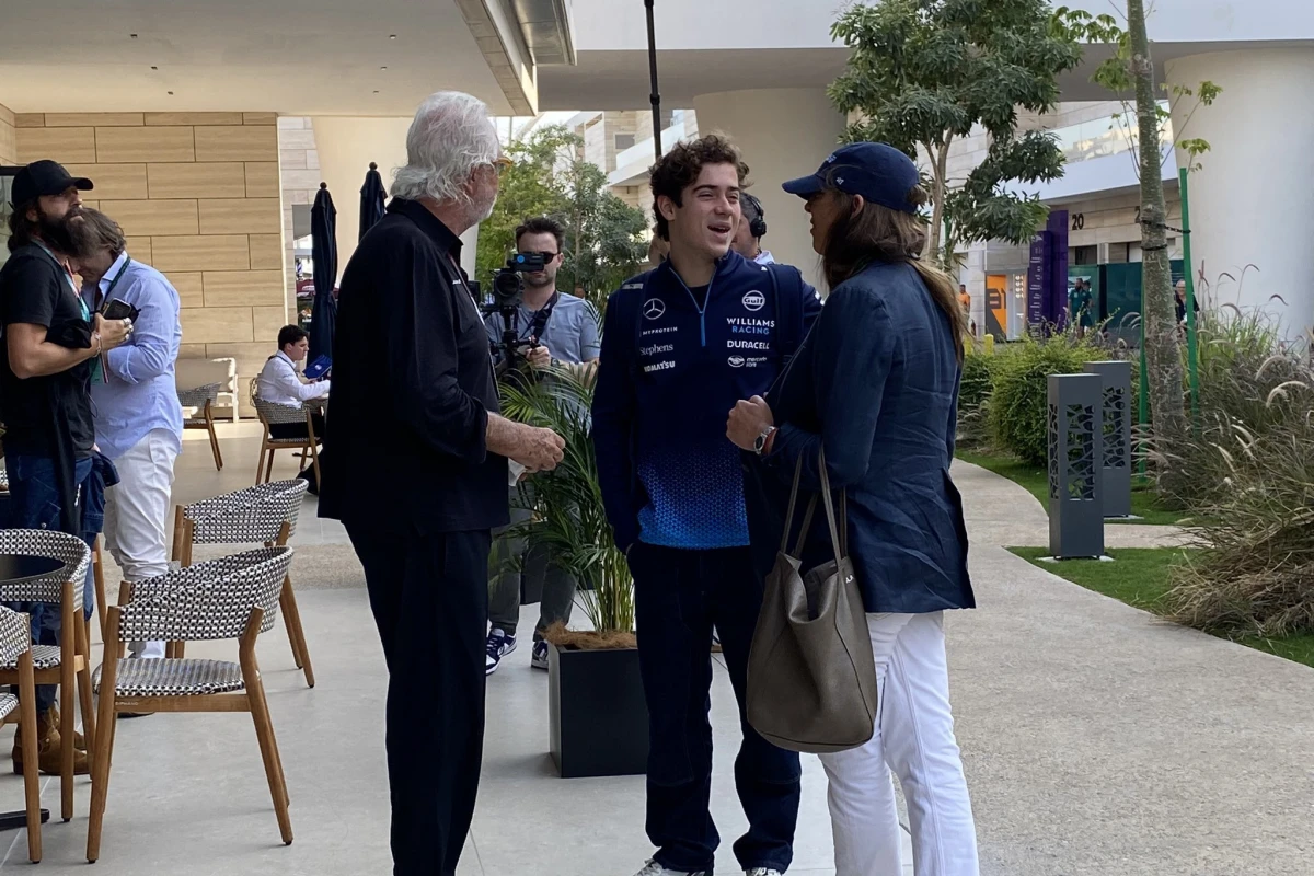 CUMBRE. Franco Colapinto se mantiene en conversaciones para definir su futuro.
