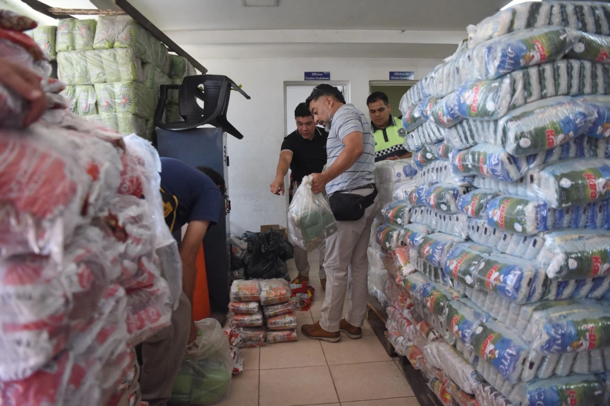 PARA SECTORES VULNERABLES. Gran parte de los comestibles formaban parte de módulos alimentarios. 