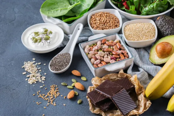 Cuatro alimentos que ayudan a combatir el cansancio y mejorar el rendimiento mental en forma natural