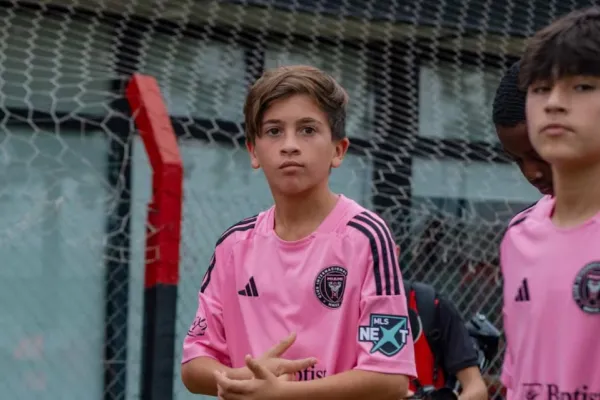 El encuentro menos pensado: Thiago Messi conoció al payaso Plim Plim