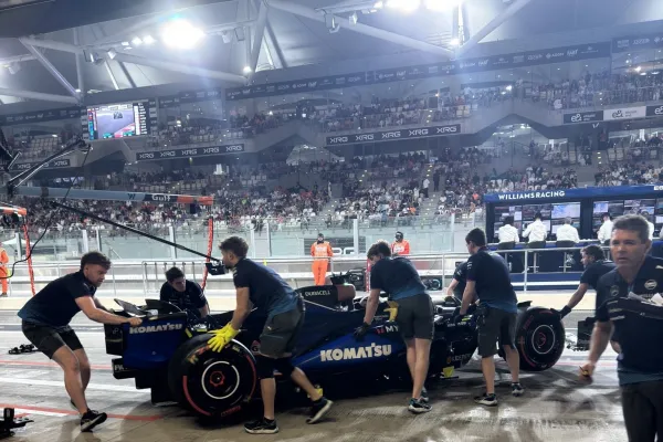 Fondo del pelotón  para Colapinto, en el cierre del año, y en su última carrera