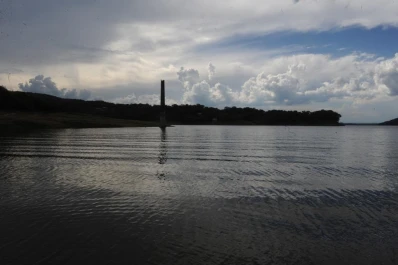 Puja judicial por el embargo a la Hidroeléctrica