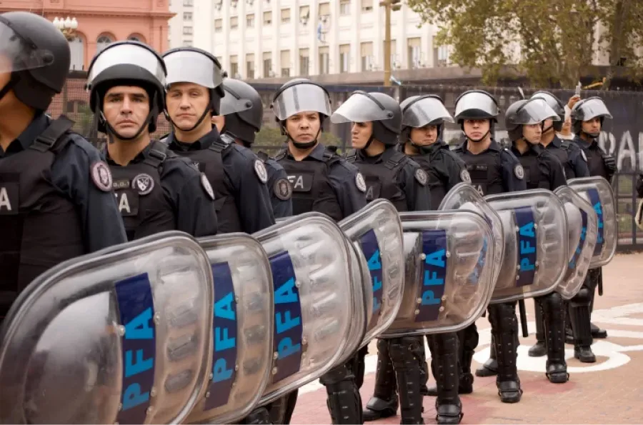 Aumento salarial para la Policía en Argentina: cuánto ganan en diciembre de 2024