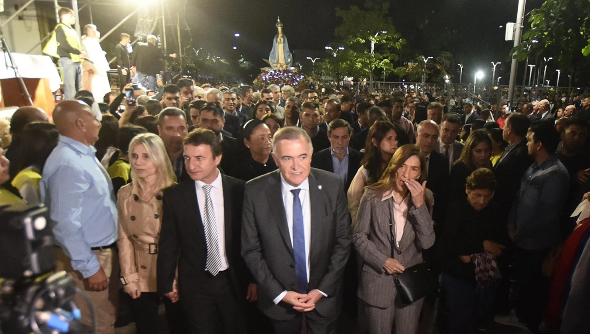 DIRIGENTES. Entre otros, el gobernador, Osvaldo Jaldo, estuvo acompañado por el diputado nacional Roberto Sánchez, ex intendente de Concepción. la gaceta / fotos de osvaldo ripoll