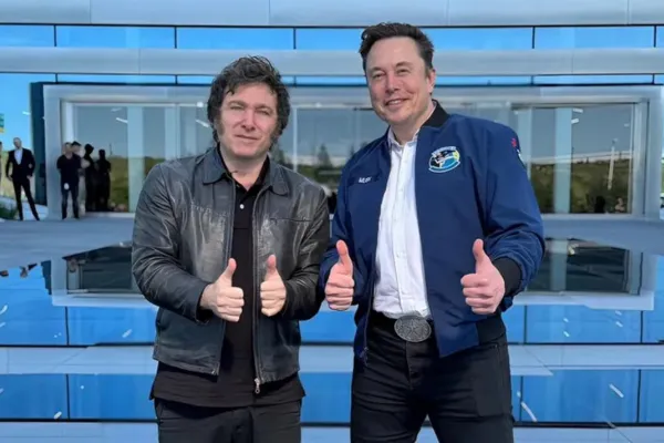 Elon Musk envió un mensaje a Javier Milei por el primer año de gestión
