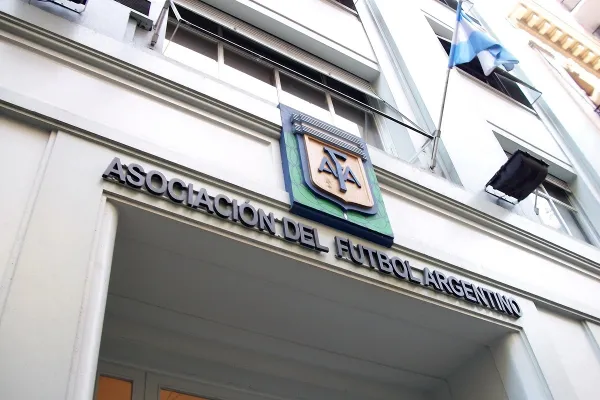 Reunión clave para definir el formato y la cantidad de descensos en el fútbol argentino