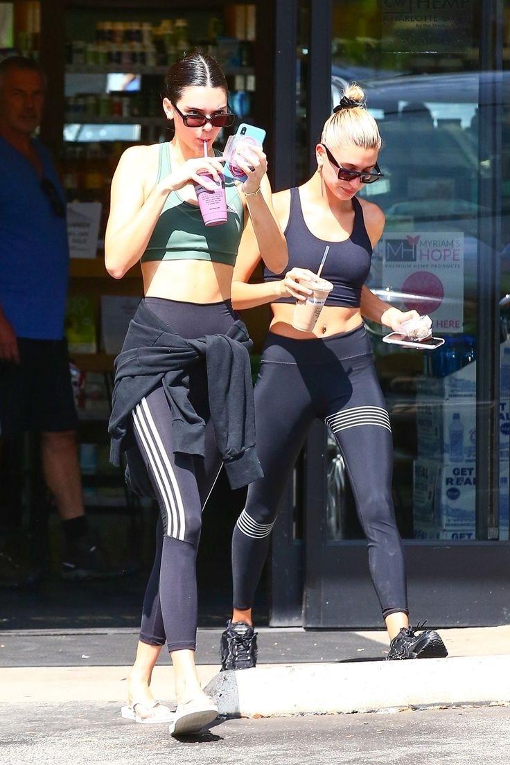 Kendall Jenner y Hailey Bieber entrenando juntas en Los Ángeles.