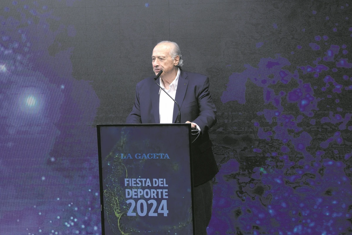 PALABRAS EMOTIVAS. Horacio Muratore recordó todo el recorrido de su carrera; “Subí todos los peldaños de la pirámide; desde el club hasta llegar a la FIBA”, dijo. LA GACETA/FOTO DE FRANCO VERA