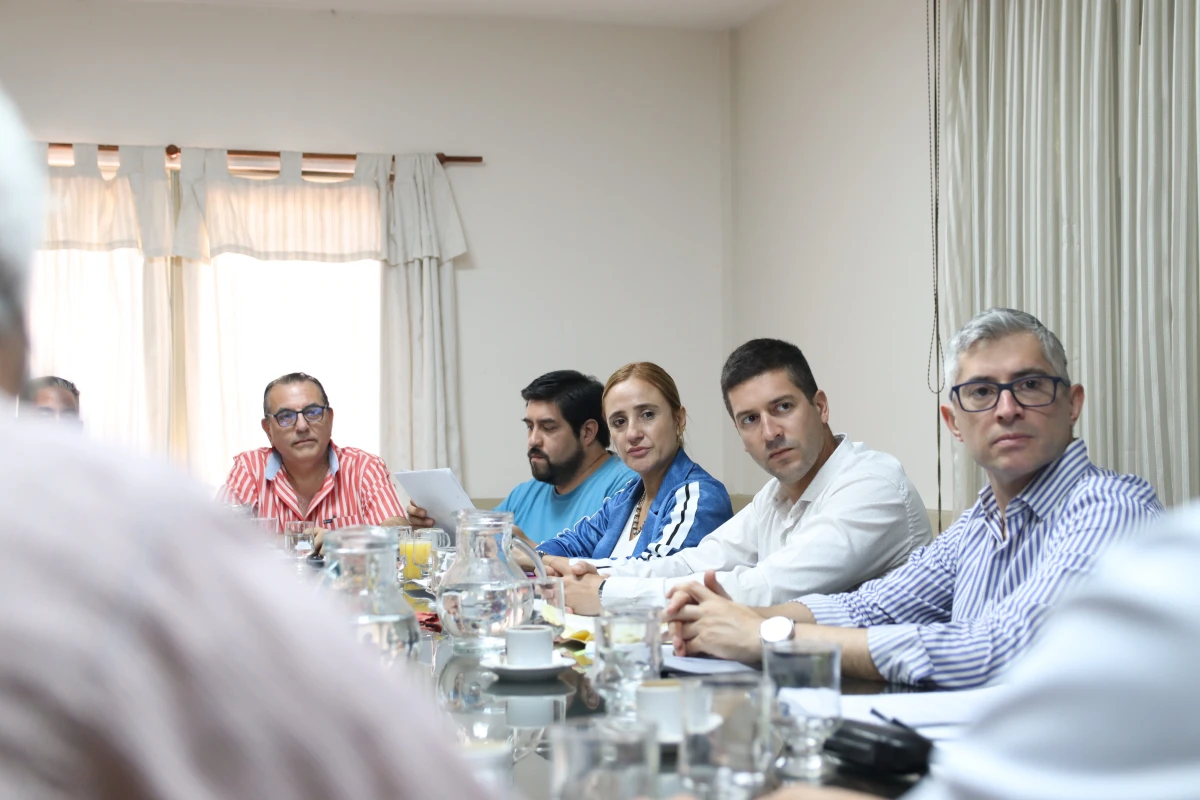 RONDA DE REUNIONES. Ediles de varias comisiones volvieron a deliberar sobre el contrato de la basura. 