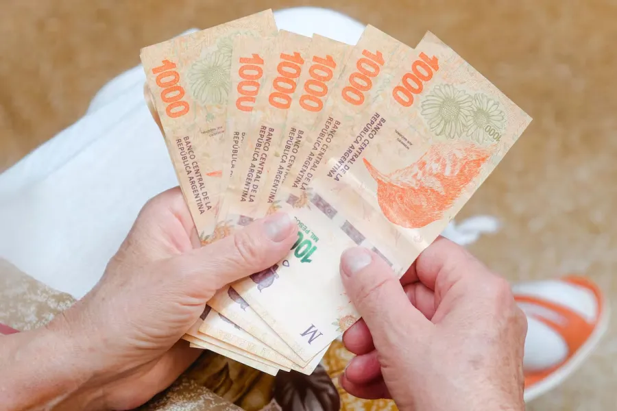 Los trabajadores formales recibirán el pago del aguinaldo este mes