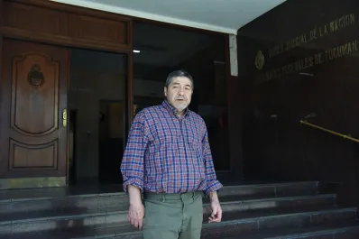 Condenaron por desobediencia judicial al administrador del barrio Las Pirámides en San Javier