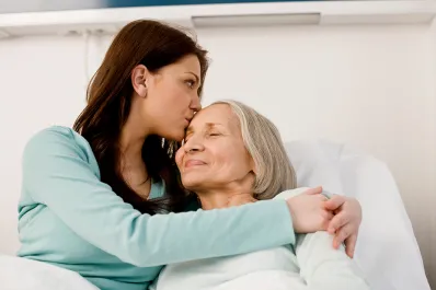 Desafío de amor y paciencia: cómo cuidar de una persona con Alzheimer