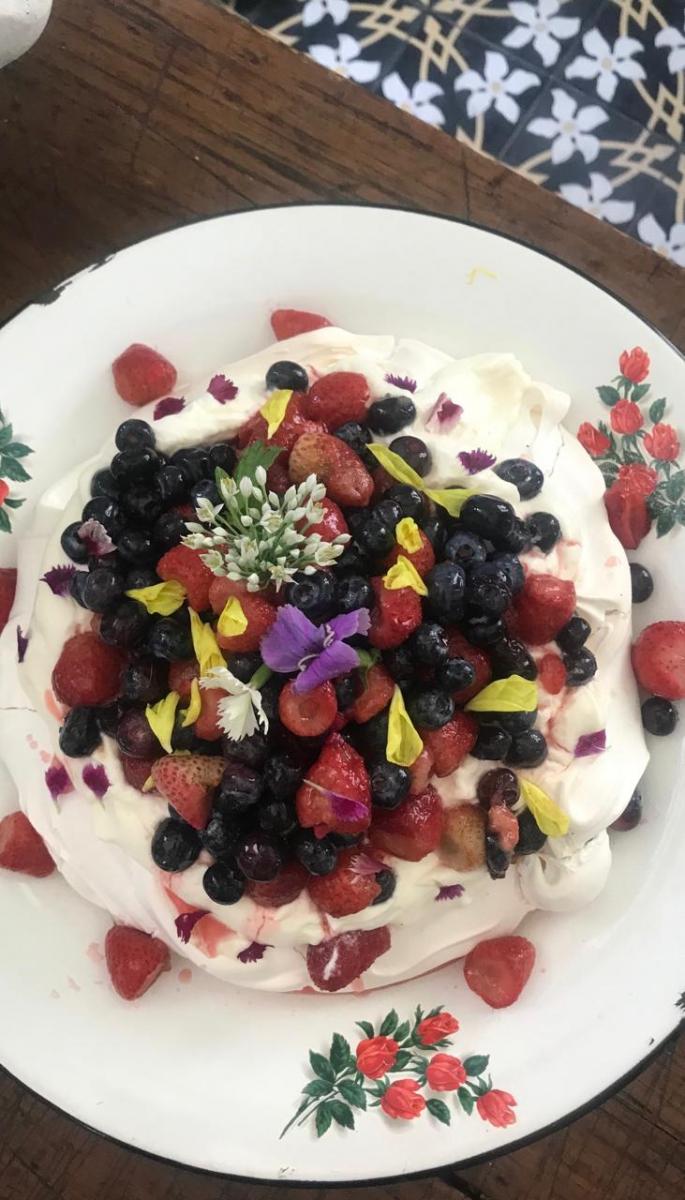 Lifestyle: Pavlova, un clásico que nunca falla para las fiestas