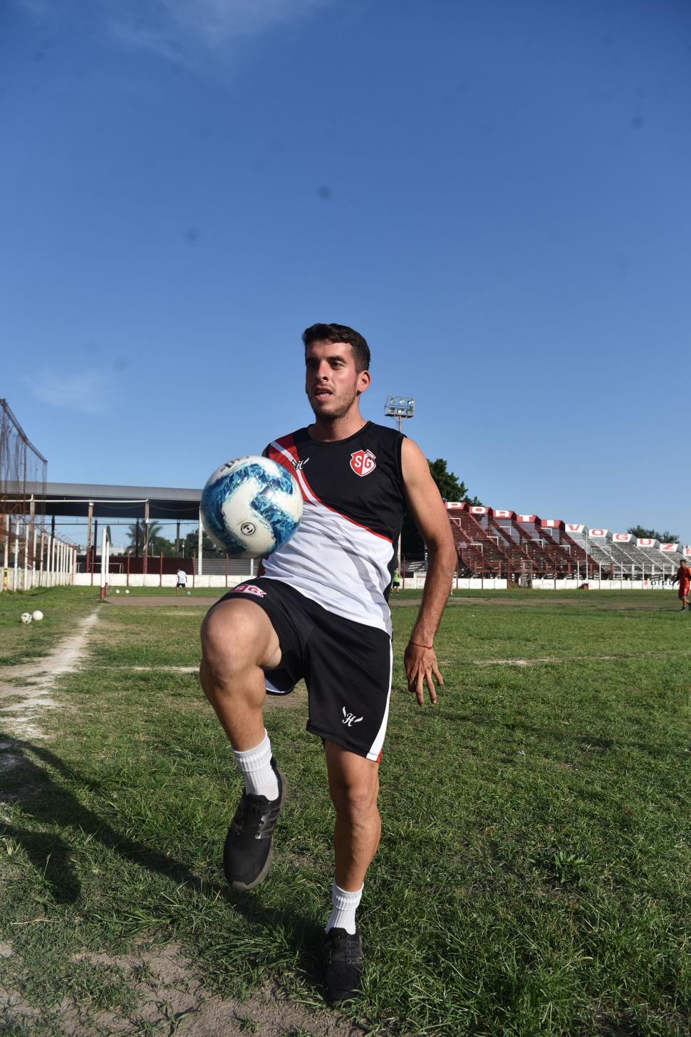 ENTRENANDO. El equipo quiere estar concentrado en lo deportivo.