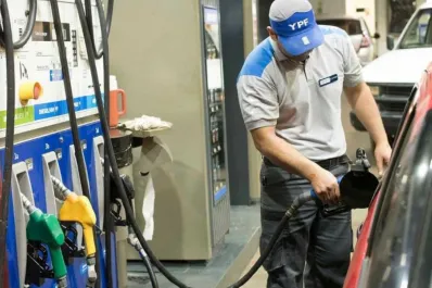 “Un desastre”: la reacción de los tucumanos al nuevo aumento en la nafta