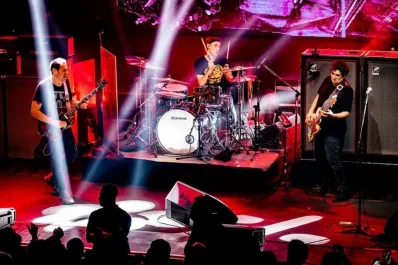 Divididos en Tucumán: cuánto salen las entradas y cómo comprarlas