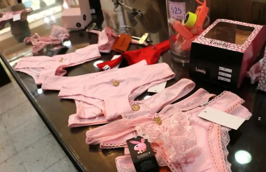 ¿Por qué se regalan bombachas rosas para Navidad?