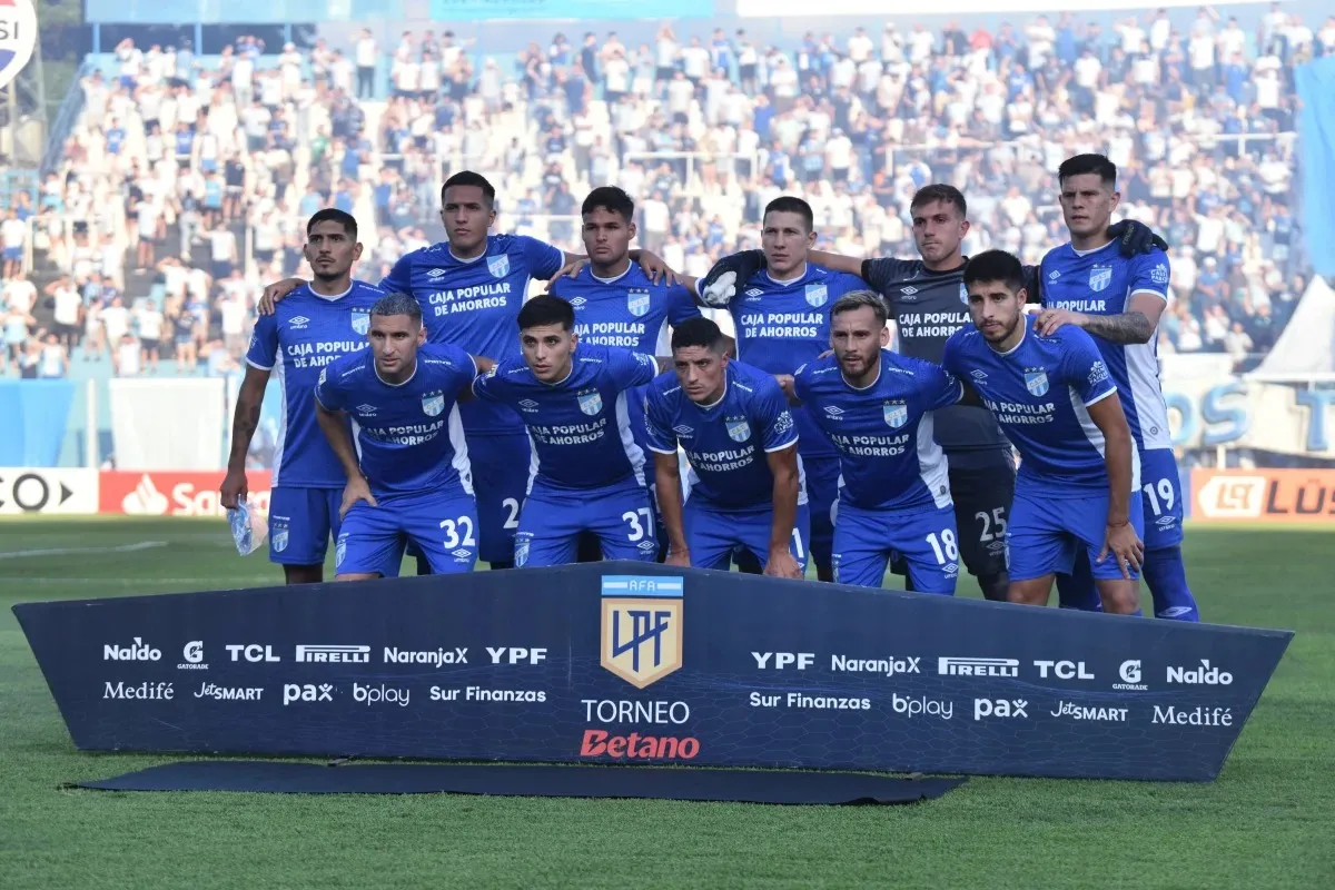 Una de las figuras de Atlético Tucumán posó con la camiseta de Tigre e ilusionó a los hinchas del Matador