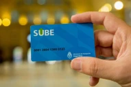Jubilados: dónde y cómo retirar la tarjeta SUBE de manera gratuita