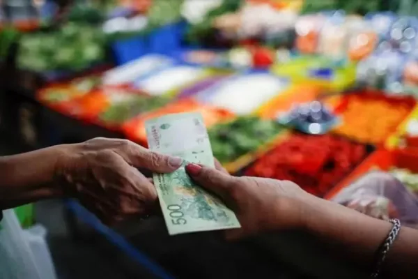 La expectativa de inflación bajó: los argentinos creen que será del 45% en 2025